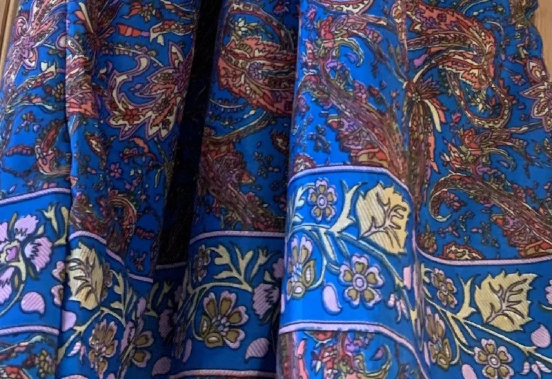 Blue-Orange-Pink-White