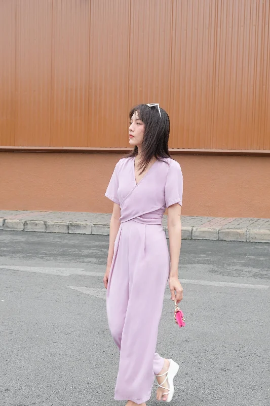 Athena Pink Jumpsuits - Gu Fashion | Vietnam Fashion Store Skinny leg jumpsuit, Sleek, Elegant, Trendy