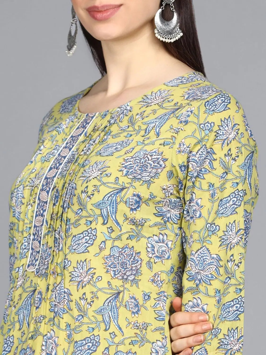 Ahika Pure Cotton Printed Kurta Pant Dupatta-VKSKD1102AB_XS Classic Pleated Pants