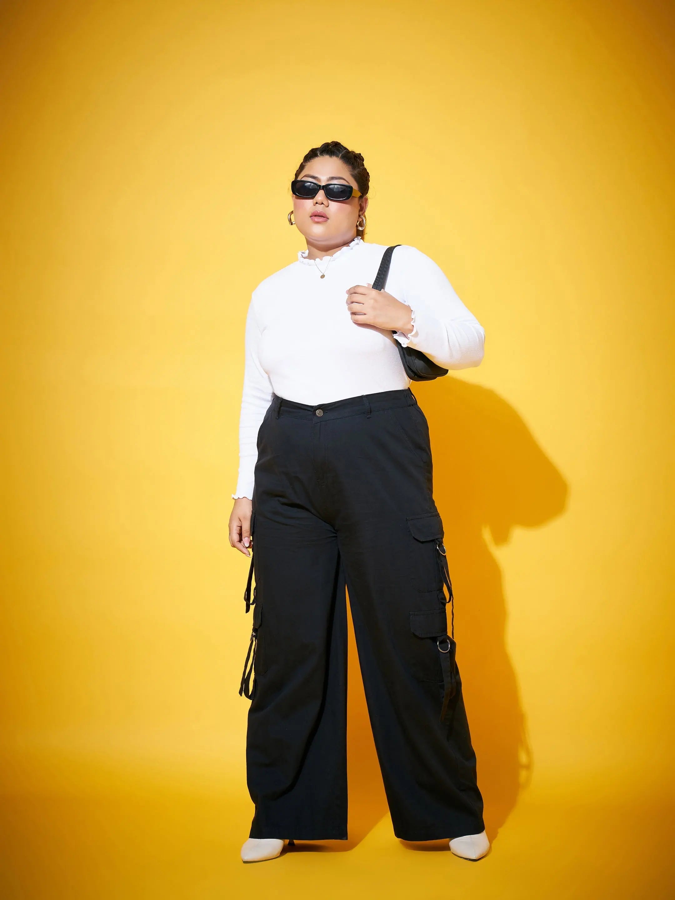Women Black Washed Tencel Pocket Cargo Pants High-Waist Jogger Pants