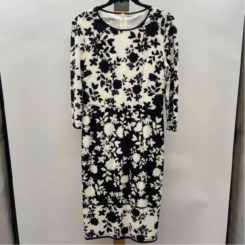 Maggy London Women's Size 8 Ivory Floral Dress Tunics Gym athletic