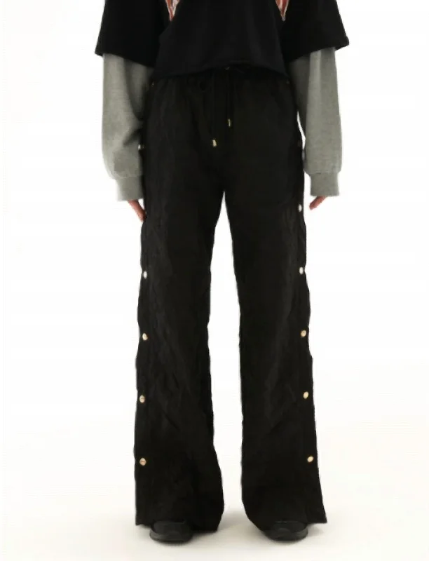 Volley Pant In Black Classic Cropped Pants