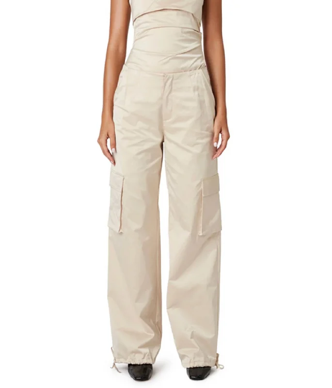 Palisades Pant In Champagne Comfortable Denim Trousers