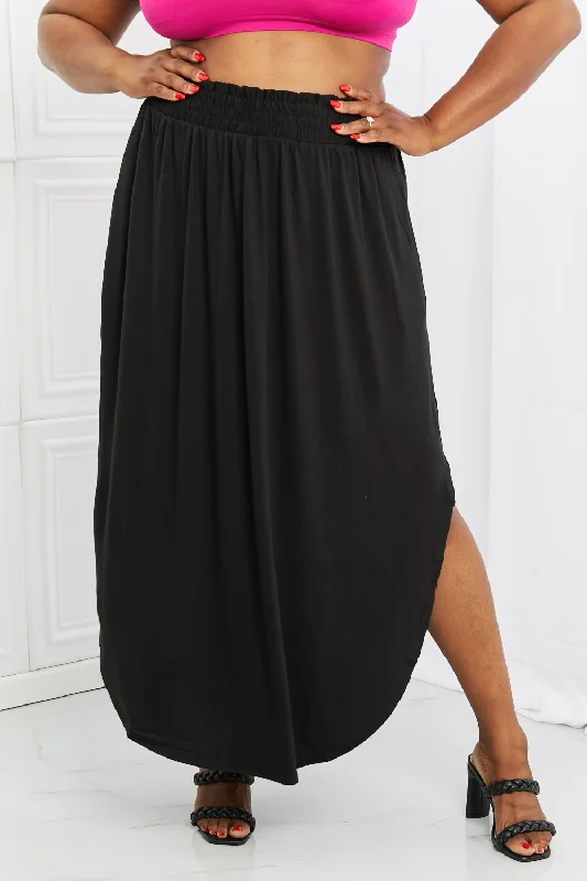 Zenana It's My Time Full Size Side Scoop Scrunch Skirt in Black lace skirt elegant