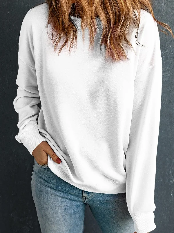 Classic Beige Crewneck Pullover Sweatshirt with Timeless Style Besom Neck Pullover