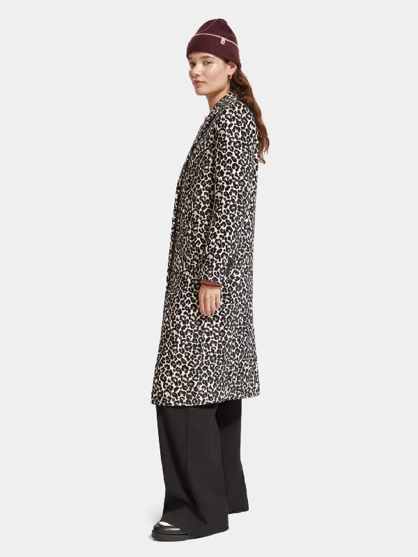 Single-breasted leopard print coat