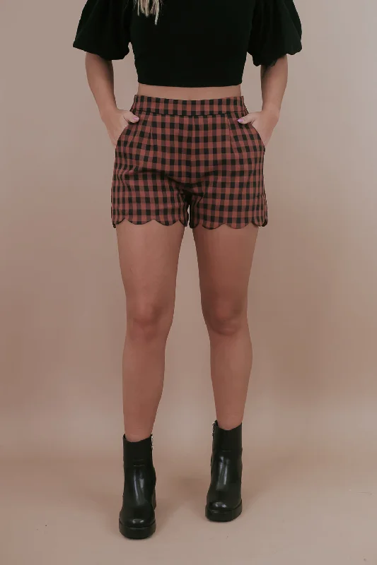 Fast Lane Plaid Scalloped Short, Terracotta