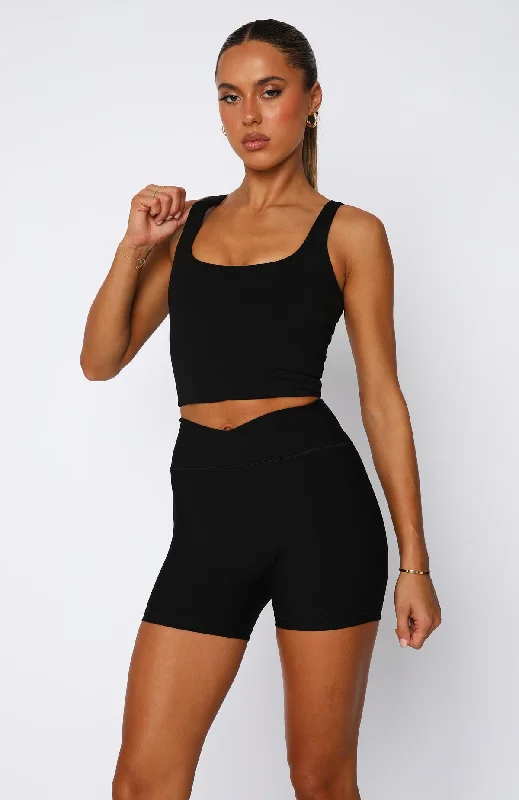 Mila Sports Crop Black