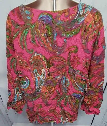 Top-Pullover-3/4 Sleeve-Multi Colored Floral-Women's