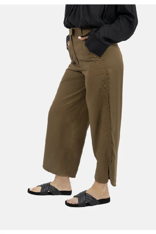 Auckland Pants in Taupe