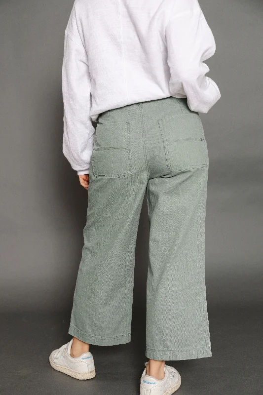 Emilee Pant in S. Olive